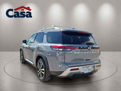 2023 Nissan Pathfinder Platinum
