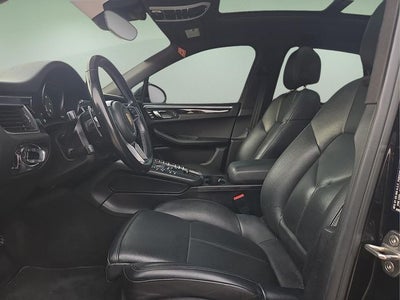 2018 Porsche Macan Base