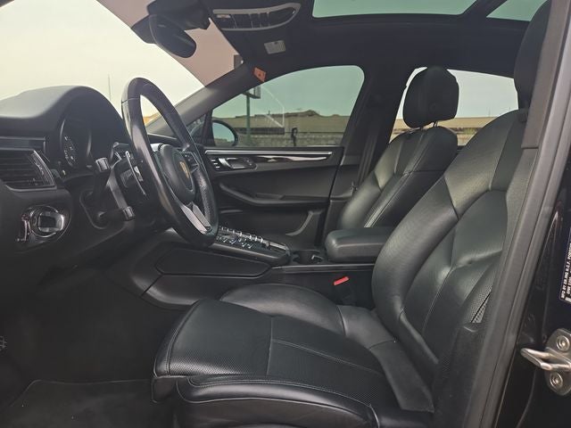 2018 Porsche Macan Base