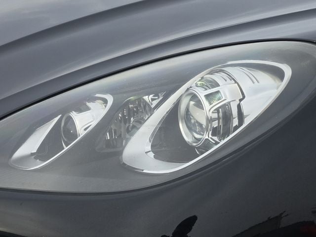 2018 Porsche Macan Base