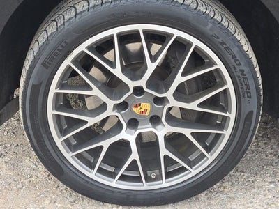 2018 Porsche Macan Base
