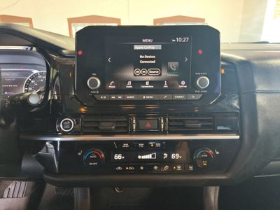 2023 Nissan Pathfinder SV