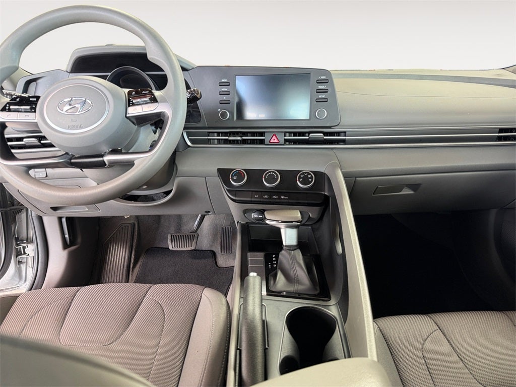 2021 Hyundai Elantra SE