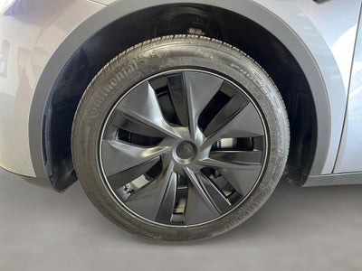 2025 Tesla Model Y Long Range