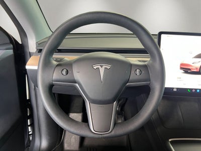 2025 Tesla Model Y Long Range