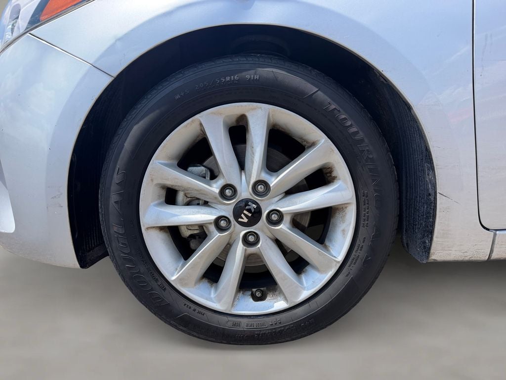 2017 Kia Forte5 LX