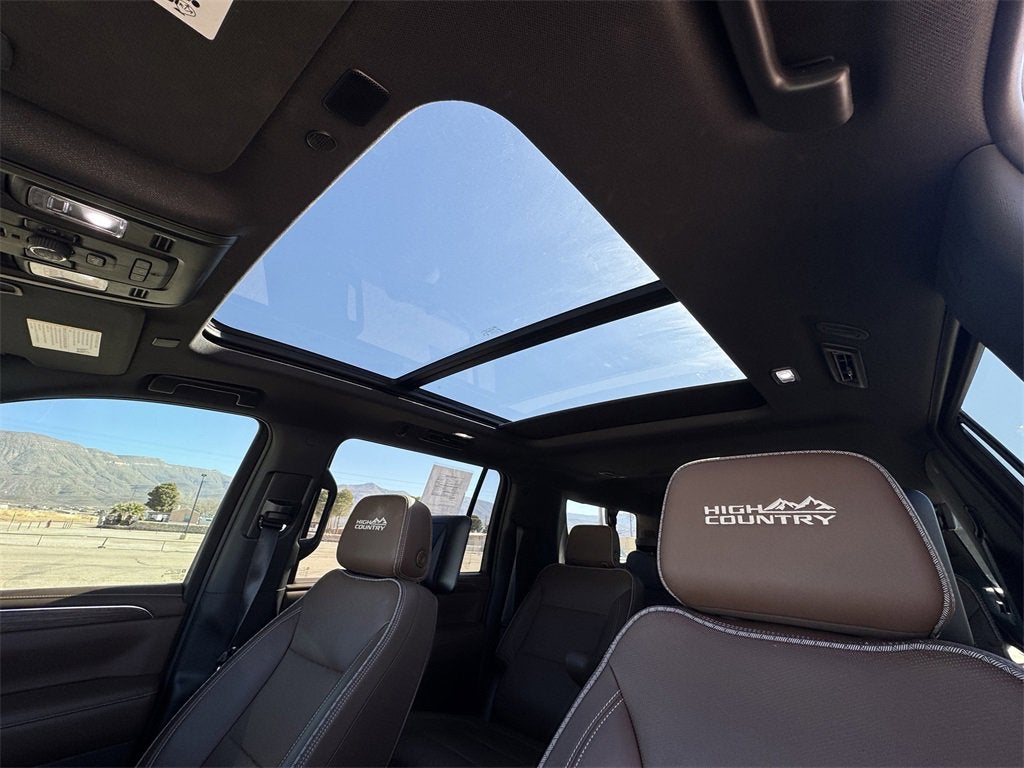 2023 Chevrolet Suburban High Country