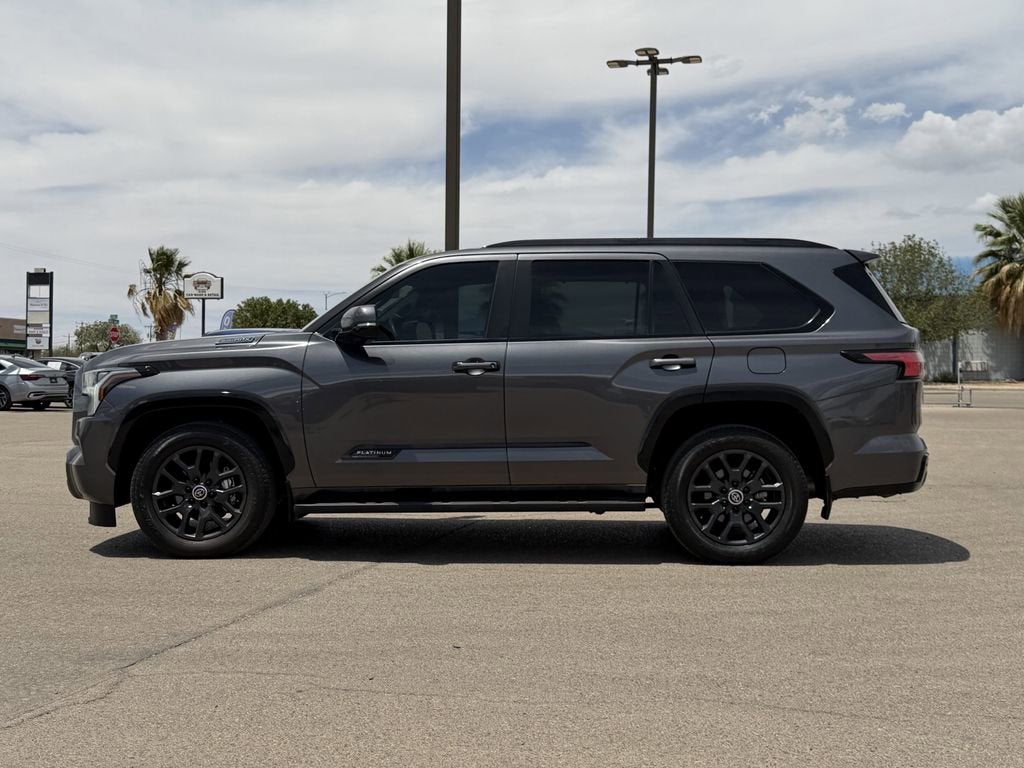 2024 Toyota Sequoia SR5